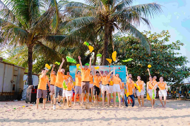 chi phí tổ chức sự kiện team building